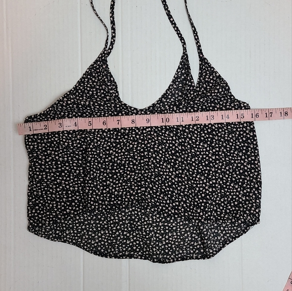 Crop Top - Picture 6 of 8